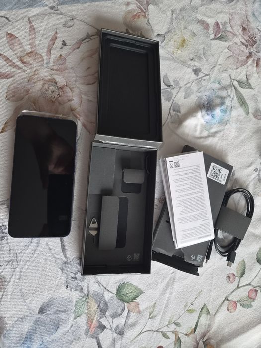 Samsung s25 128 gb Navy