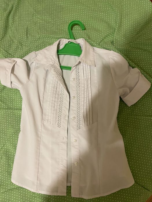 Продам школьную юбки, блузки