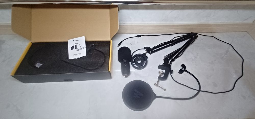 Mikrafon Maono AU-PM422