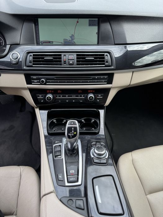BMW Seria 5 F10 2.0 Diesel/Padele/Head-Up/Navi Mare