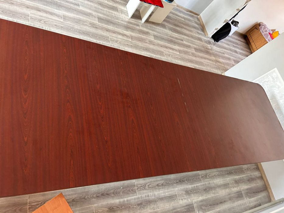 Стол сатылады...