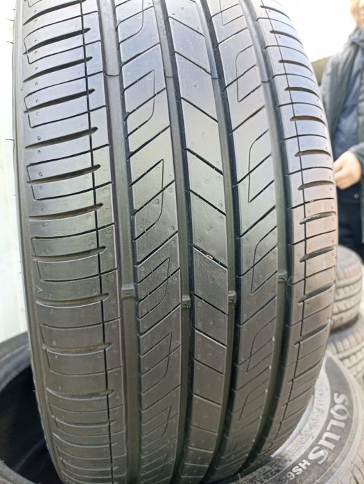 Kumho Solus 235/45/18