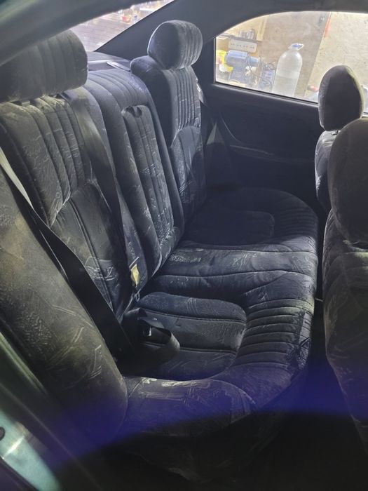 Сиденья разные, с разных машин