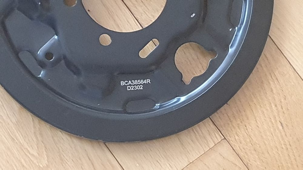 Предпазни тасове/плочи за спирачки Subaru Impreza, Forester