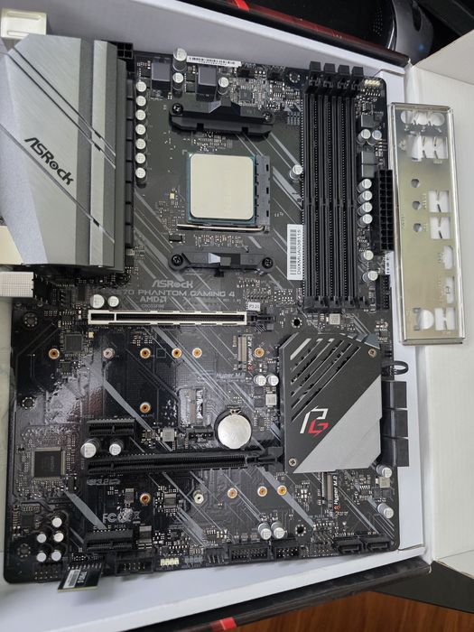 Комплект AMD Asrock X570 Phantom Gaming+Ryzen R9 5900X. Возможен обмен