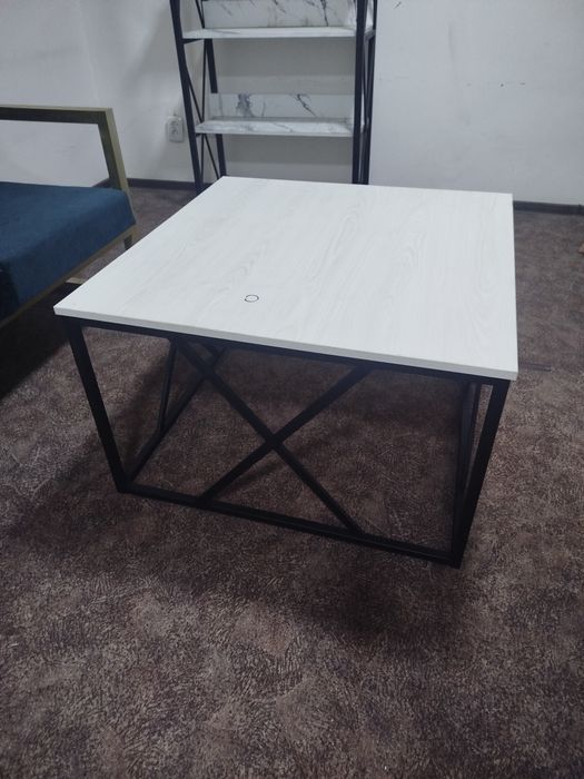 Jurnalniy stol loft mebel