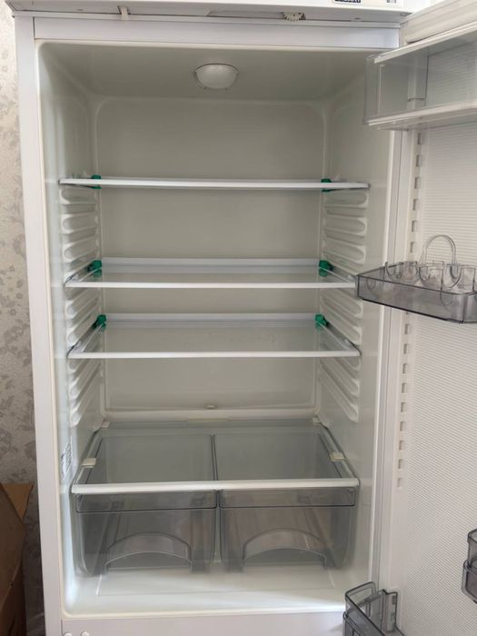 ATLANT xolodilnik sotiladi!