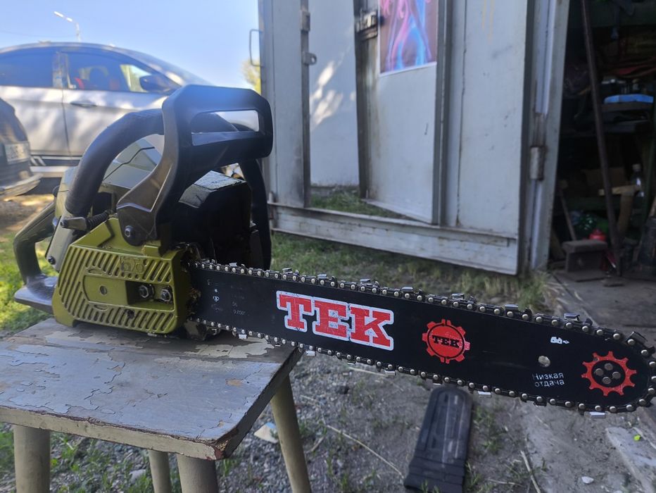 Продам бензопилу