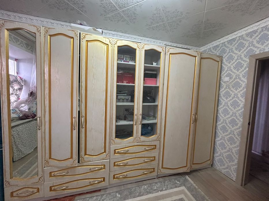 Шифонер и стенка