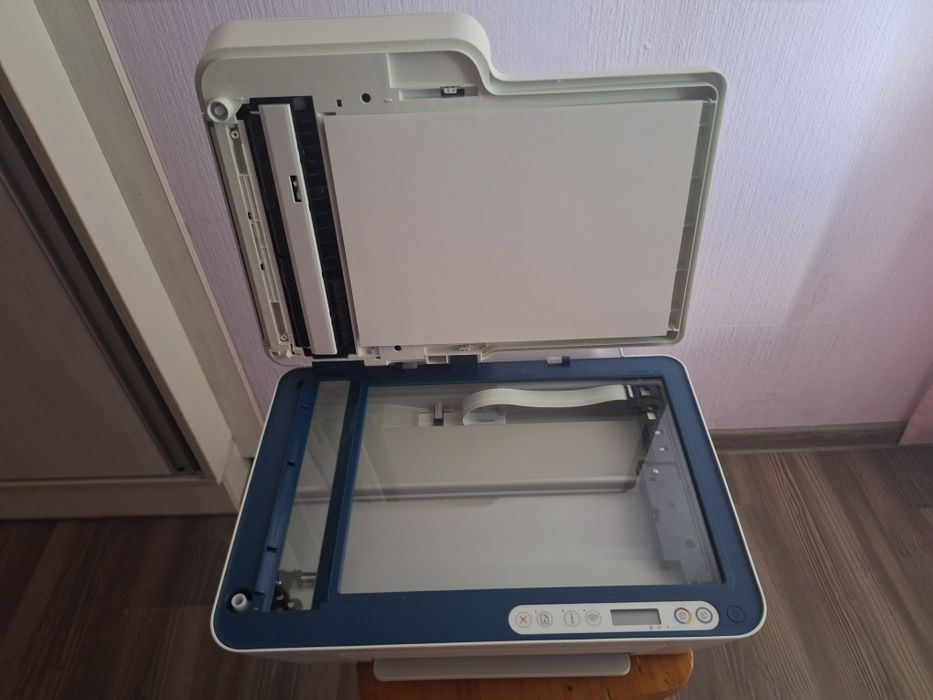 Многофункционално устройство HP Deskjet 4130e