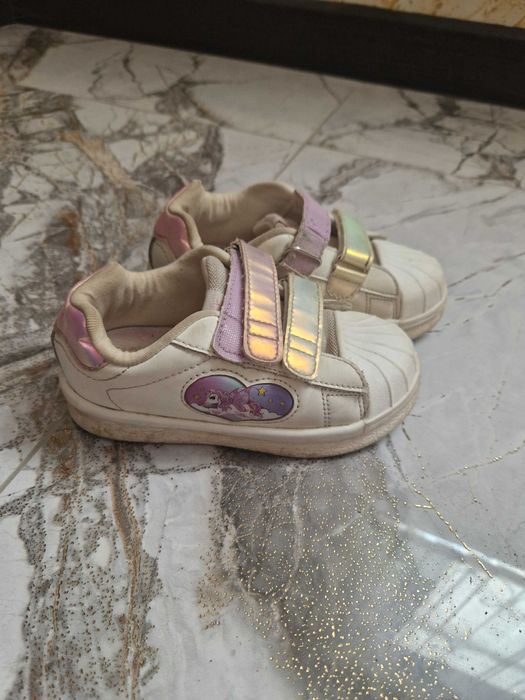 Детская обувь на девочек