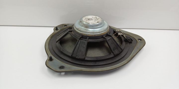 Boxa  difuzor spate 8T0035411 Audi Q5 8R seria