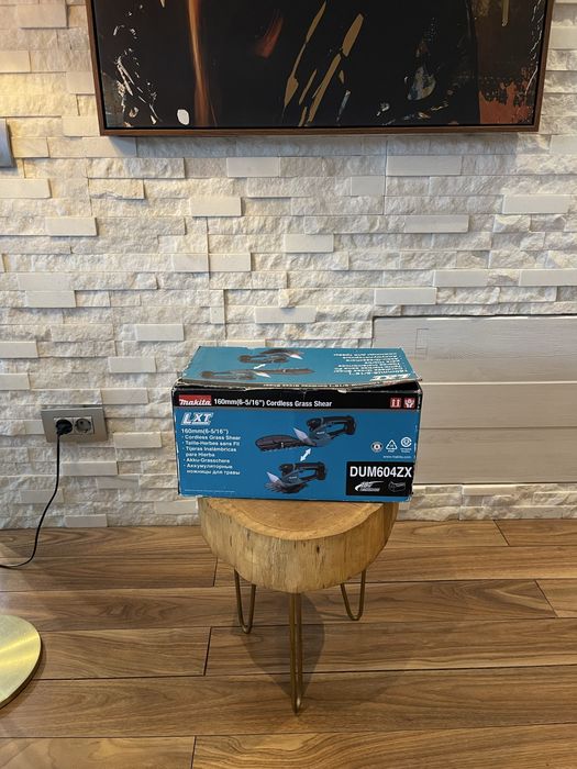 Foarfeca tuns iarba / gard viu Makita
