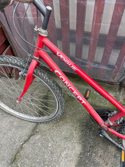 Vand bicicleta in stare buna