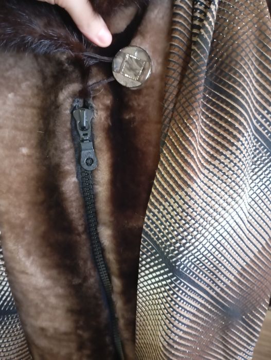 Продам мутоновую шубку