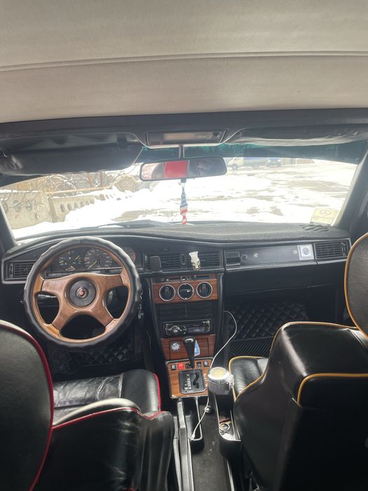 Мерседес W201 (190)