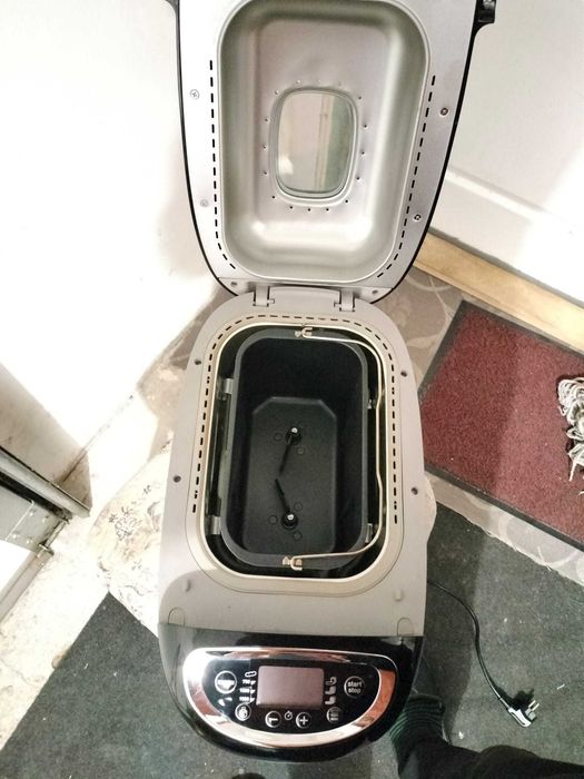 Mașină de pâine Tefal PF611838, 1500gr. 19 programe, în garanție