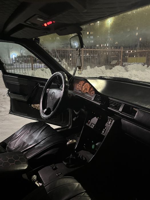 Продам мерседес 124