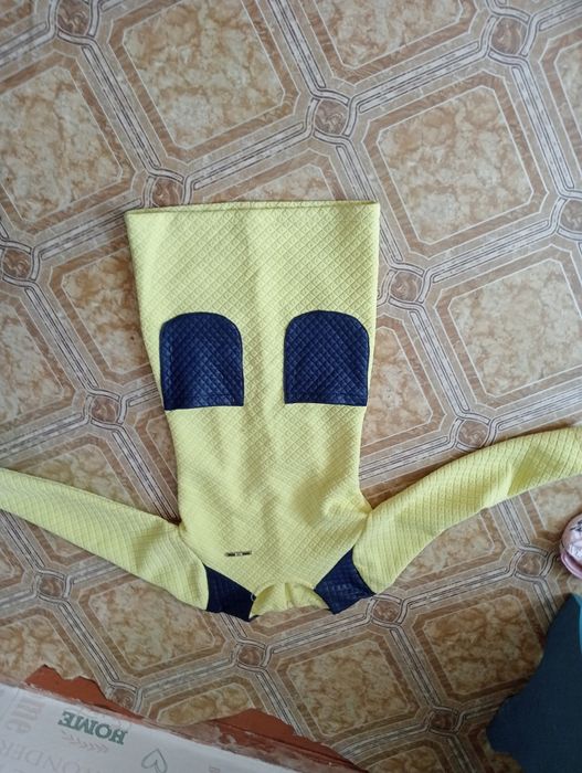 Продам детские вещи по 500