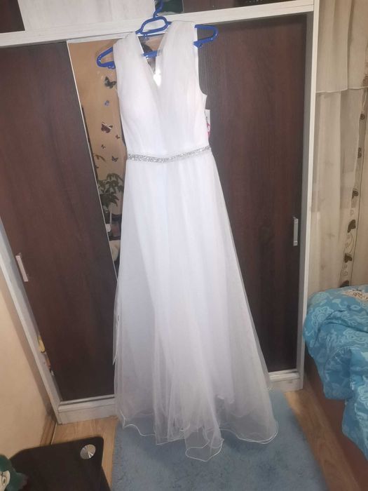 Rochie alba de mireasă