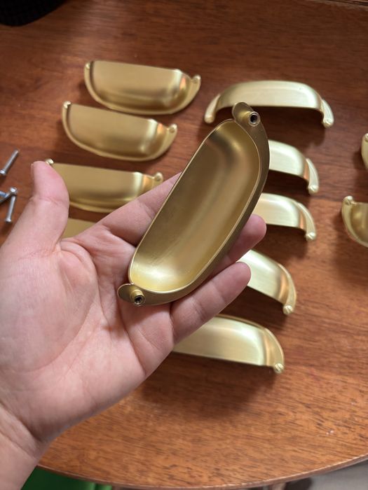 Ручки для кухонных дверей