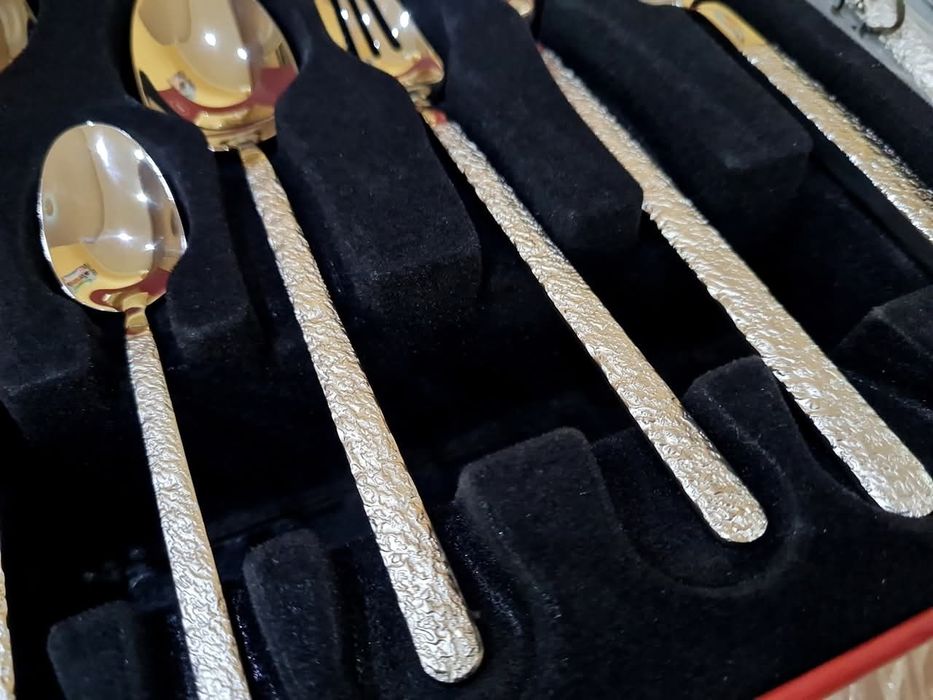 Превъзходен Комплект Прибори 36части за 6човека 18/10Неръждаема Стом.