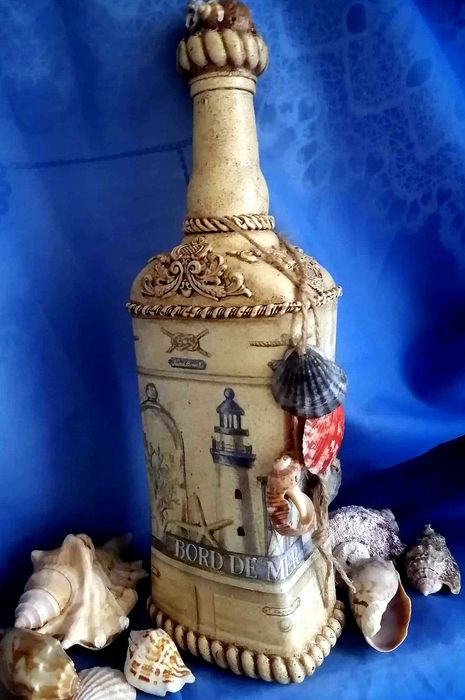 Ръчно декорирана бутилка  "Bord De Mer"