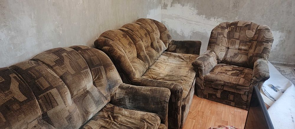Продажа дивана, софы и кресла (комлект)