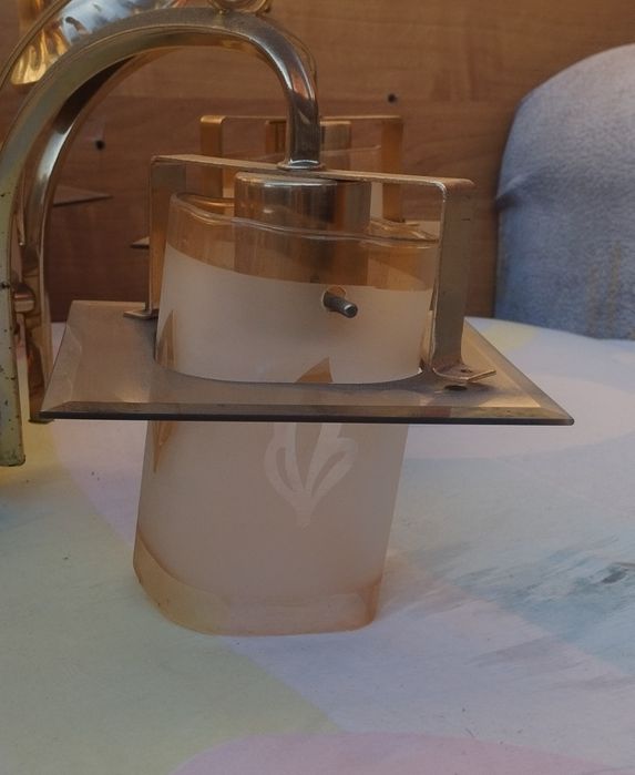 Люстры ,бра , плафоны.