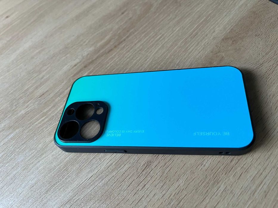 Husa model Gradient cu spatele din sticla iPhone 13 Pro,