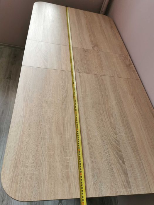 Разтегателна трапезна маса