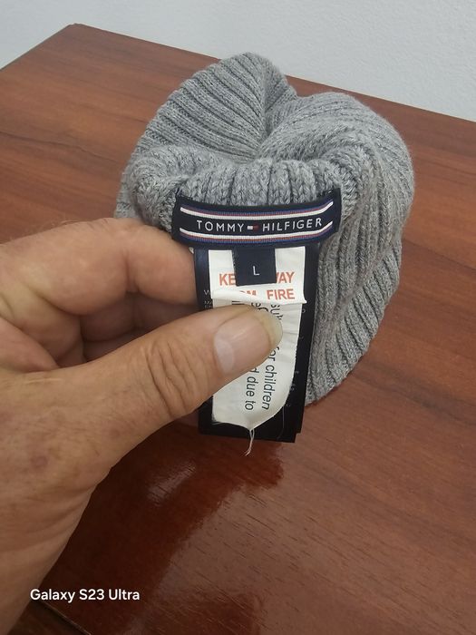 Căciulă tommy hilfiger