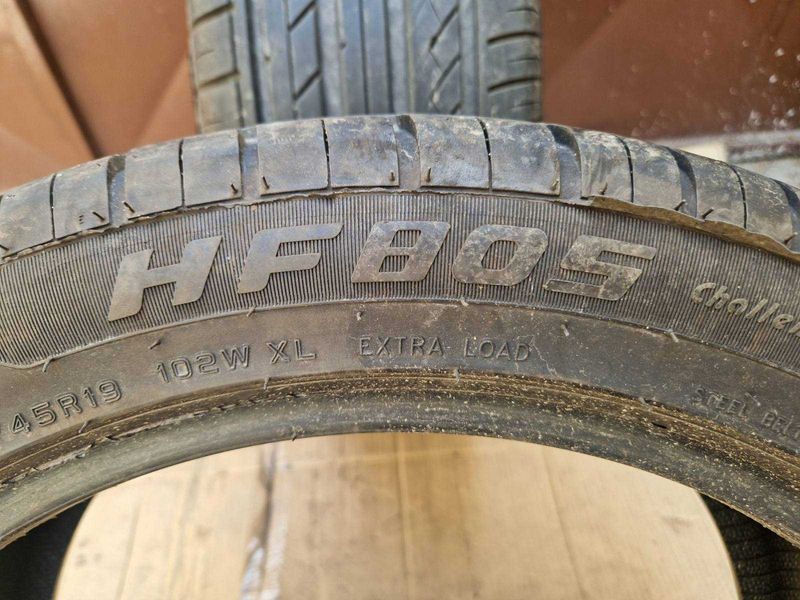 2 Hifly R19 245/45
летни гуми
DOT3022