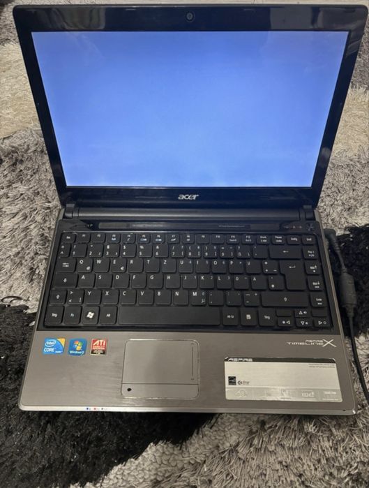 Laptop acer aspire 1