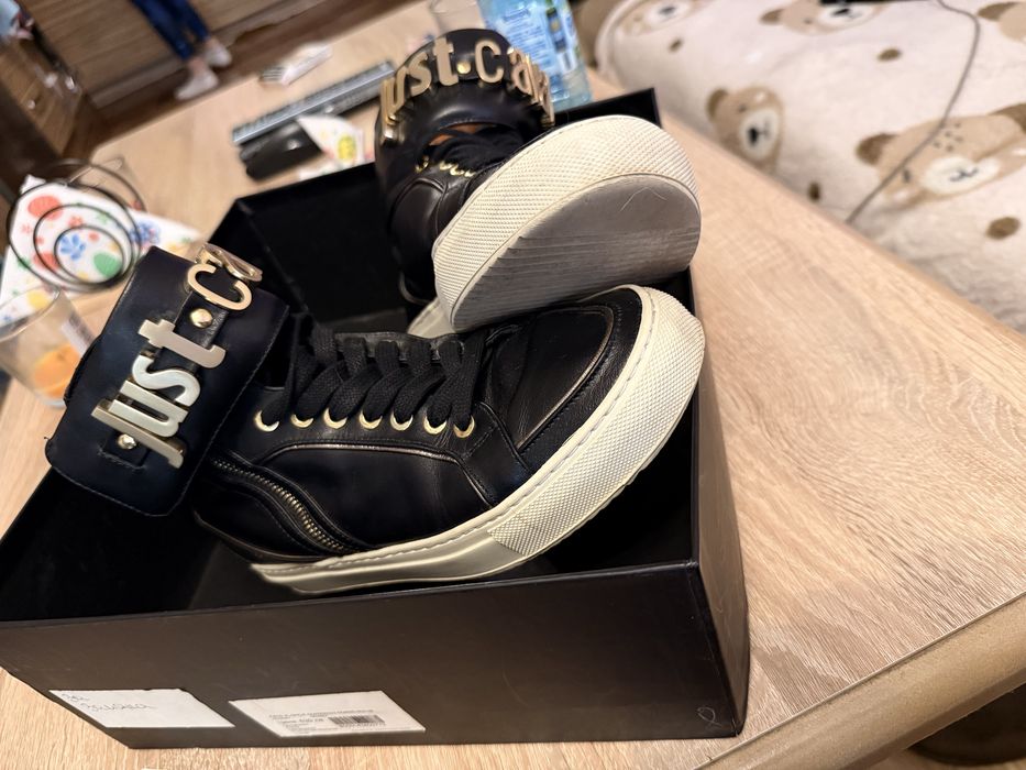 Оригинални Just Cavalli кожени обувки – висок клас, с кутия