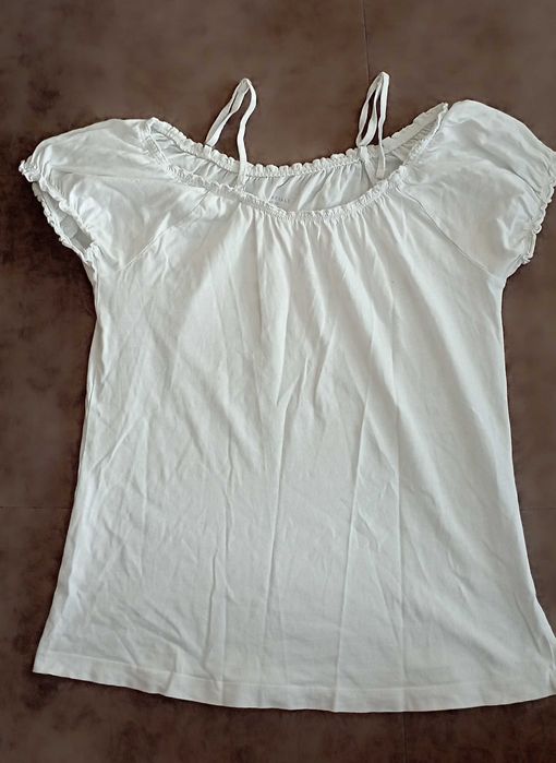 Три блузи с къс ръкав