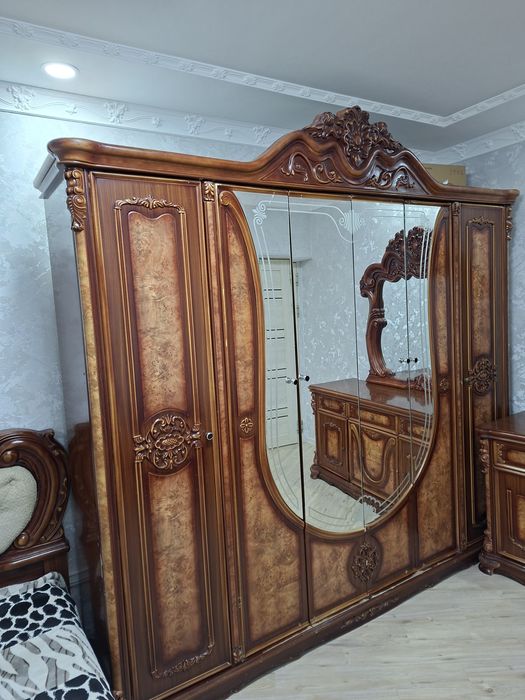 Продаётся спальная мебель производство китай