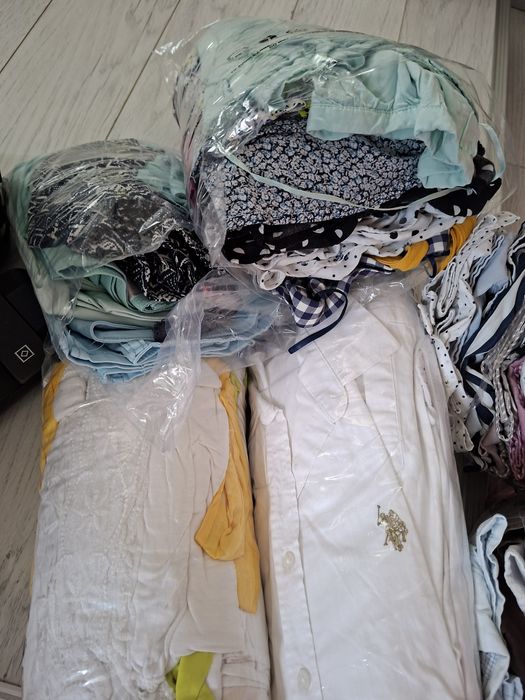 Camasi si bluze dama 6 pungi - 100 bucati