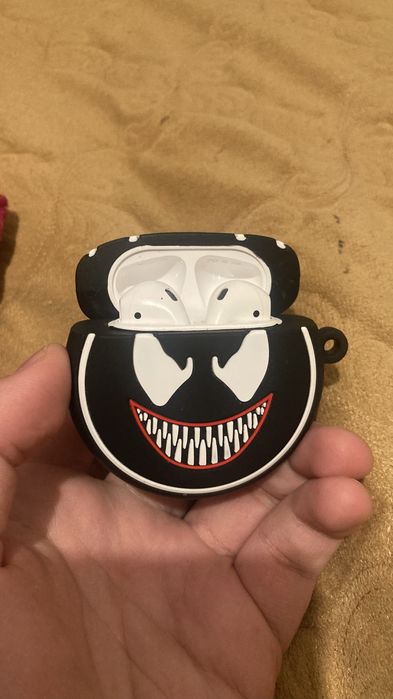 Продам Air pods 15 тыщ тг