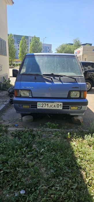 Мицубиси L300 ,требуется ремонт