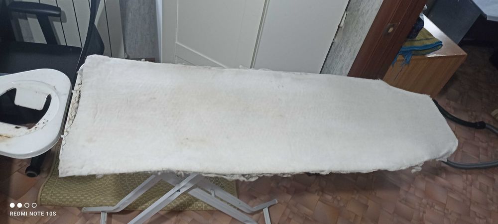 Утюжный стол для гладки