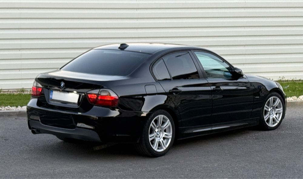 BMW Seria 3 E90 Pre-Facelift/ 2008/ 2.0d/ 177cp/ Pachet M/ Xenon/ Navi
