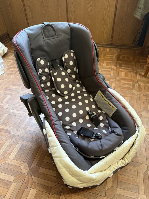 Новое Детское кресло Carello