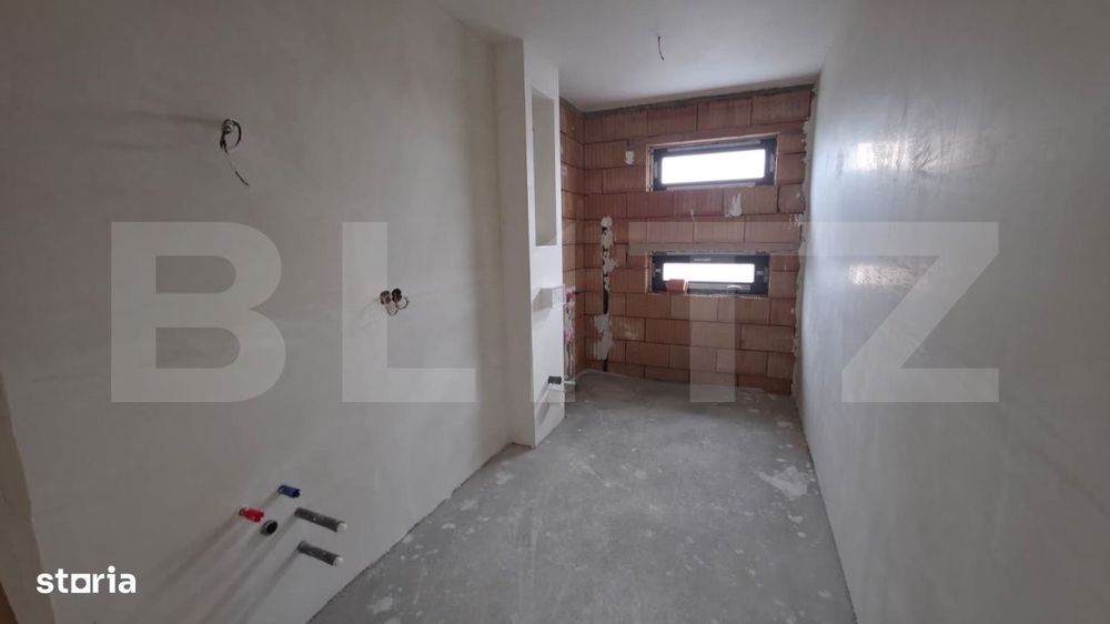 Apartament spatios 110 mp, 2 parcari, terasa si curte, finisat la chei