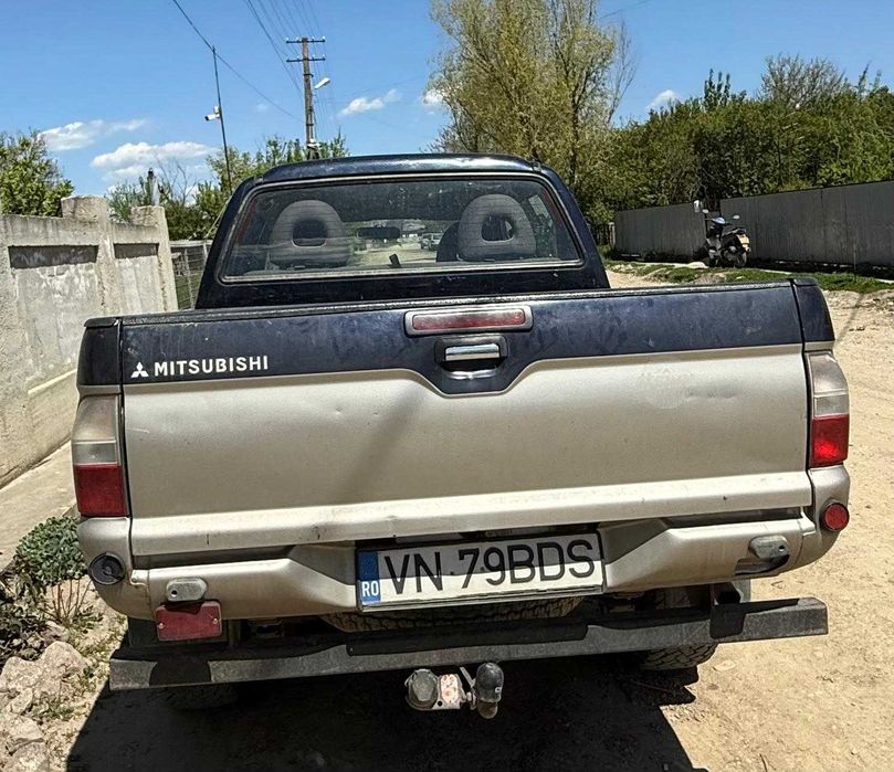 Vând Mitsubishi l200  an 2007