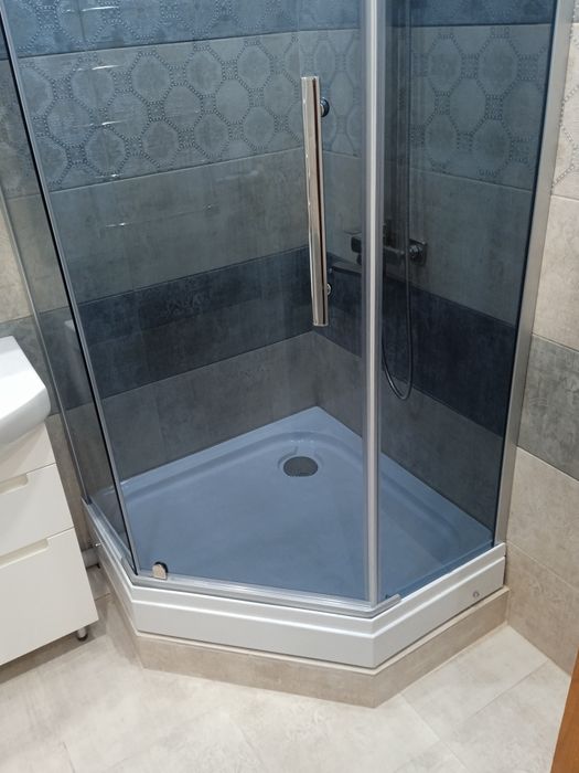 Сантехник. Ремонт подвесных унитазов..