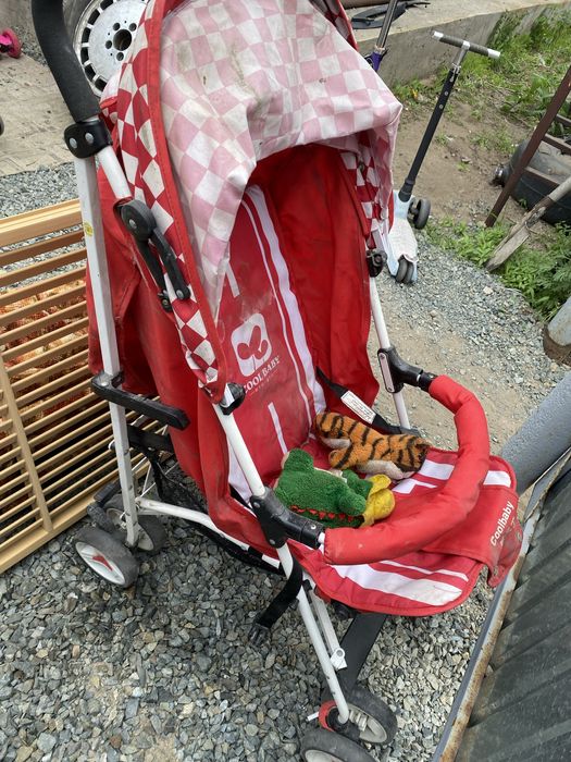 Продам коляску зонт