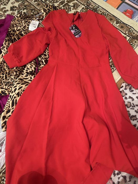 Платья новые с этикеткой