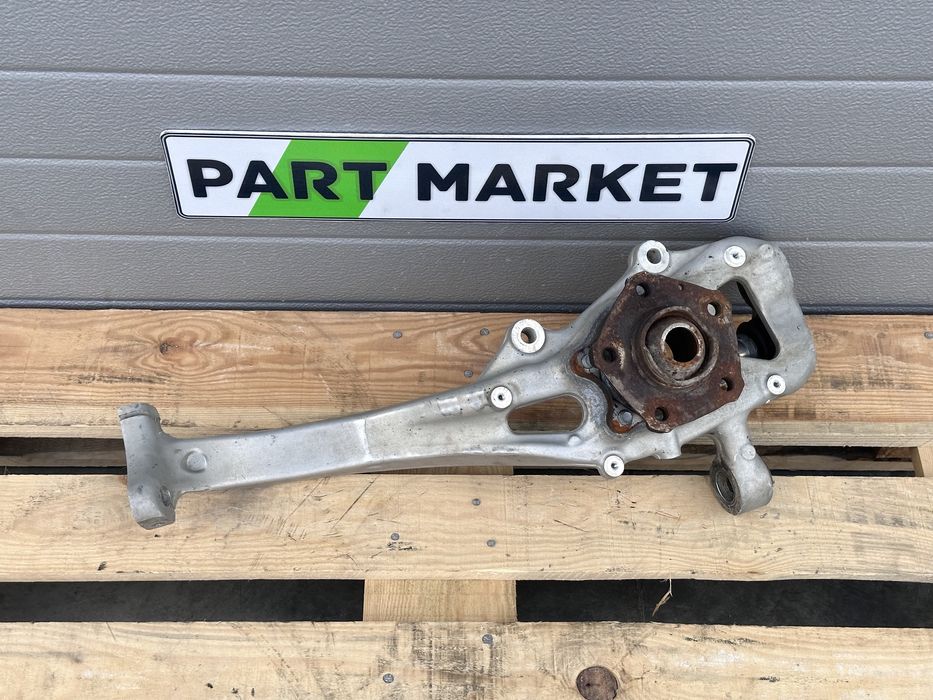 Ляв шенкел AUDI Q7 Q8 4M 4M0407559