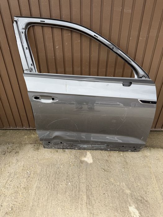 Usa dreapta fata Vw Touareg 3